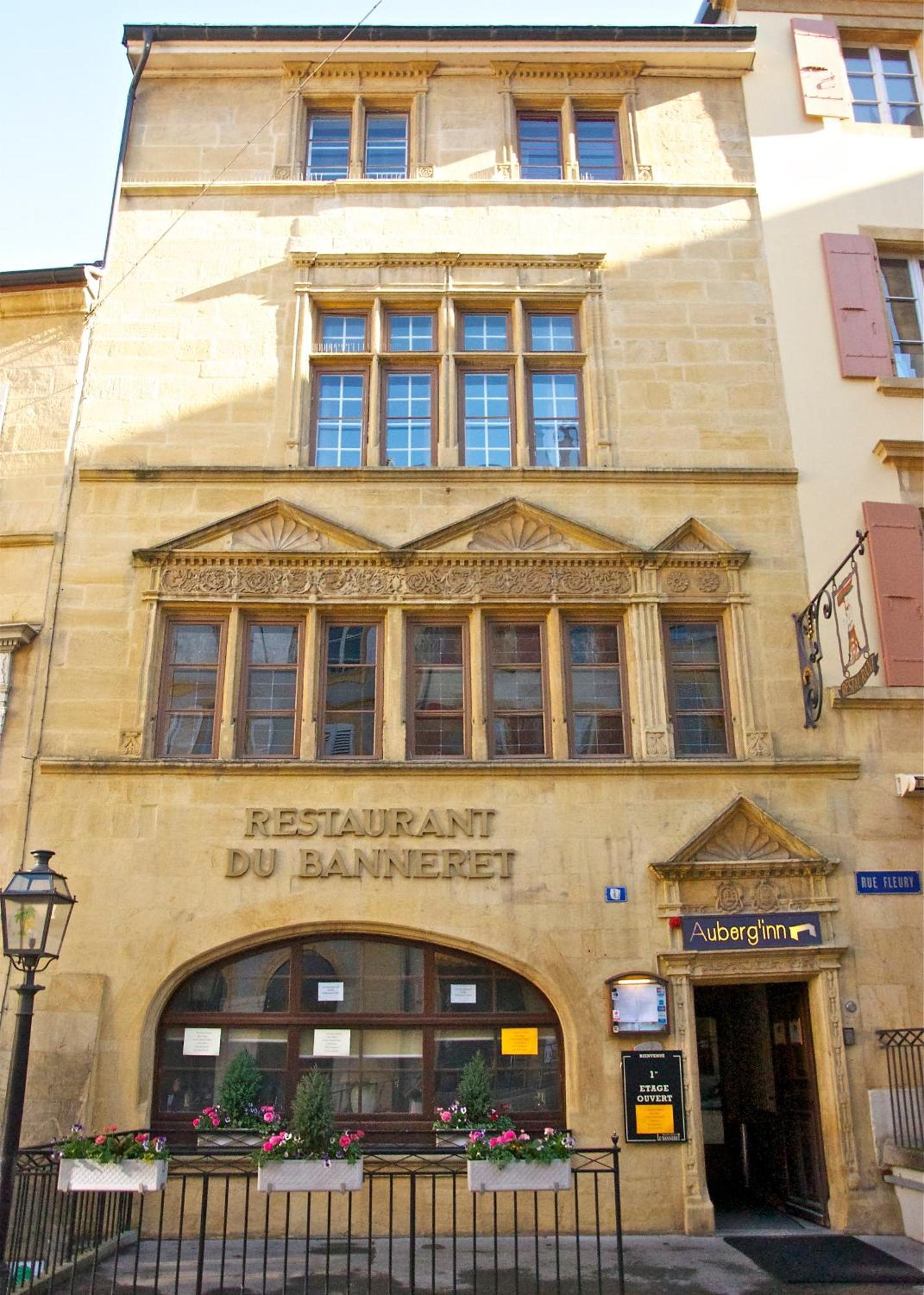 Aux Chambres Du Banneret Neuchâtel Εξωτερικό φωτογραφία