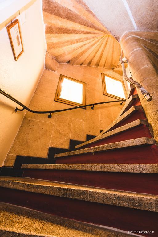 Aux Chambres Du Banneret Neuchâtel Εξωτερικό φωτογραφία